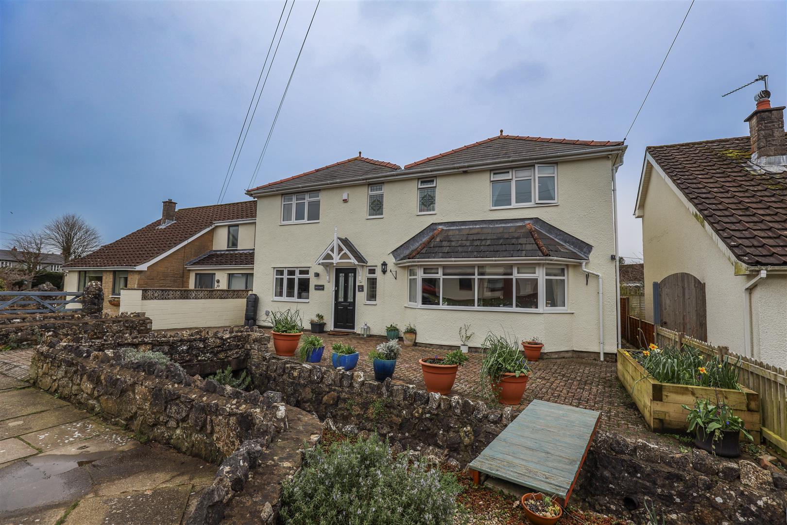 Swn-Y-Nant, Tyle House Close, Llanmaes, Nr Llantwit Major, CF61 2XZ
